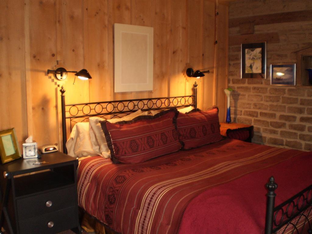 Silver River Adobe Inn Bed And Breakfast Farmington Zewnętrze zdjęcie