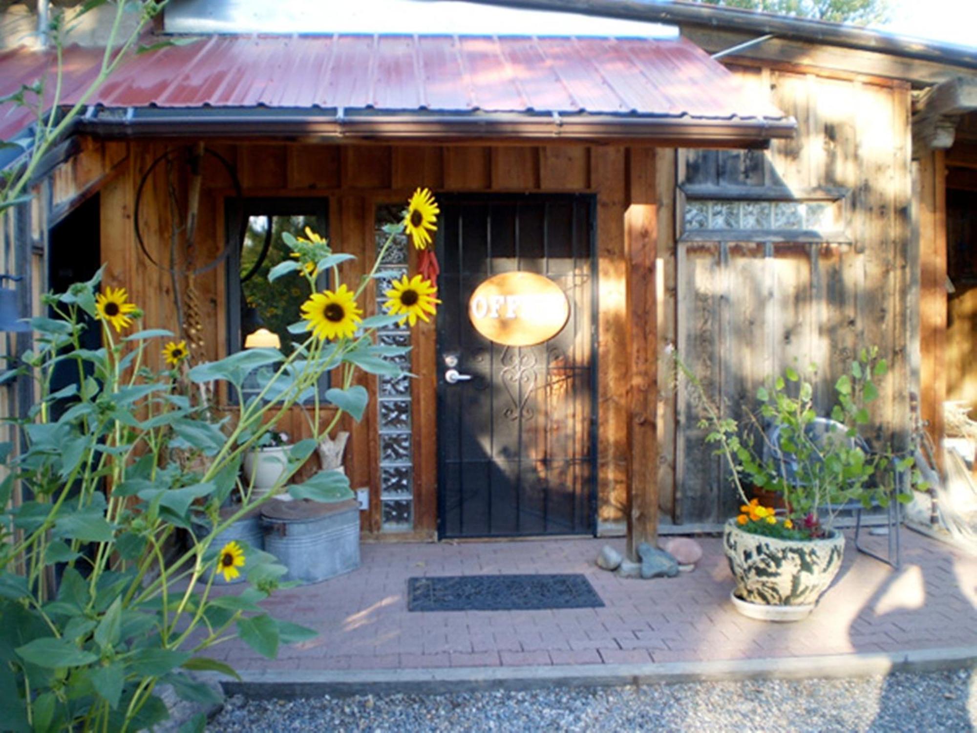 Silver River Adobe Inn Bed And Breakfast Farmington Zewnętrze zdjęcie